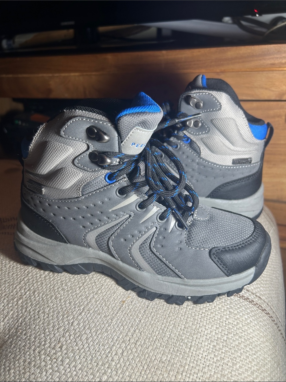 Boy’s Lightweight Waterproof Boots, Sz 2